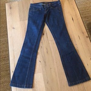 Women’s jeans